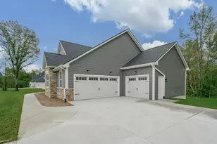 8303 Scots Pne Cir, Kalamazoo, MI 49009 - Photo 46