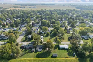 404 Sherwood Ave, Three Oaks, MI 49128 - Photo 12