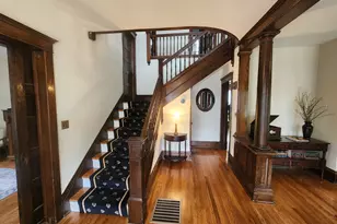 205 Maumee St, Jonesville, MI 49250 - Photo 2