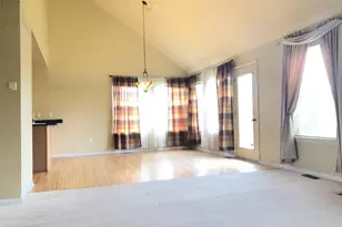 4838 E Sycamore Dr, Ypsilanti, MI 48197 - Photo 2