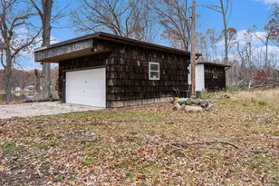 22485 Clear Lake Rd N, Battle Creek, MI 49014 - Photo 24