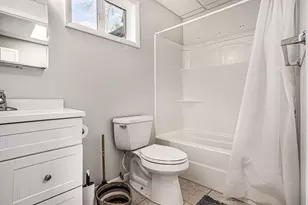 22485 Clear Lake Rd N, Battle Creek, MI 49014 - Photo 14