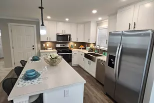 1554 Dover Dr, Martin, MI 49070 - Photo 4