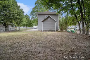 907 E Lincoln St, Mount Pleasant, MI 48858 - Photo 26