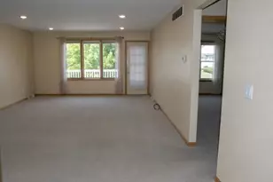 303 Shoreside South Dr SE, Grand Rapids, MI 49548 - Photo 24