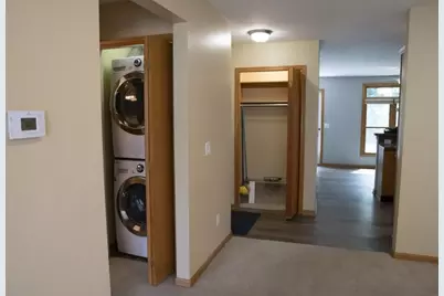 303 Shoreside South Drive SE, Grand Rapids, MI 49548 - Photo 16