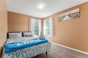 5639 E Falling Leaf Dr SE, Kentwood, MI 49512 - Photo 12