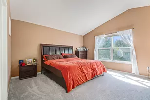 5639 E Falling Leaf Dr SE, Kentwood, MI 49512 - Photo 8