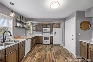 2716 Elmridge Dr NW, Grand Rapids, MI 49534 - Photo 4