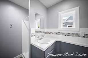 921 4th St NW, Grand Rapids, MI 49504 - Photo 10