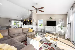 59103 Silvergrass Dr, Mattawan, MI 49071 - Photo 4