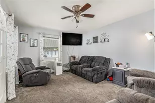 886 Belfield St SW, Wyoming, MI 49509 - Photo 8