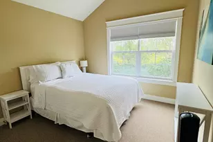 585 Beachwood Path, Benton Harbor, MI 49022 - Photo 36