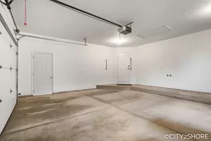 8951 N Clearwater Dr, Zeeland, MI 49464 - Photo 32