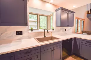 586 Schaeffer Dr, Coldwater, MI 49036 - Photo 8