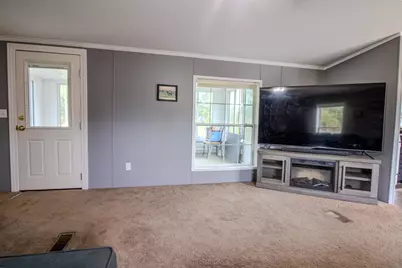 2752 W Mosherville Road, Jonesville, MI 49250 - Photo 12