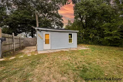 2029 7th Street, Muskegon, MI 49444 - Photo 1