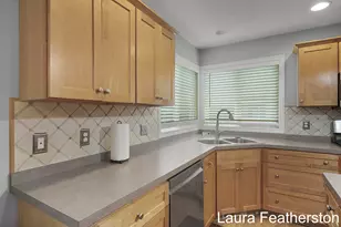 3467 N Meadowgrove Dr SE, Kentwood, MI 49512 - Photo 6