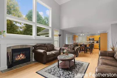 3467 North Meadow Grove Drive SE, Kentwood, MI 49512 - Photo 4
