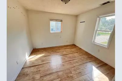 1130 Englewood Avenue, Norton Shores, MI 49441 - Photo 16