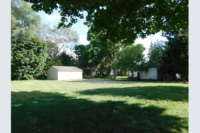 210 Grove Street, Sturgis, MI 49091 - Photo 8