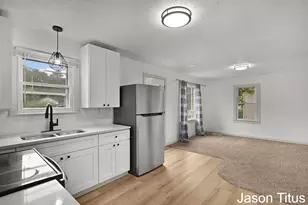 110 E Sycamore St, Wayland, MI 49348 - Photo 2