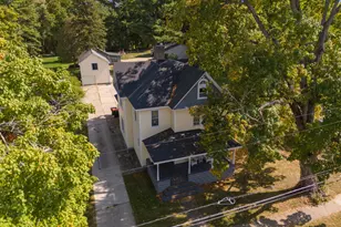 126 N Monroe St, Rockford, MI 49341 - Photo 2