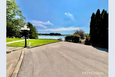 446 Bayview Court, Caledonia, MI 49316 - Photo 4