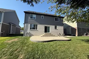 29371 Bayside Circle N, Chesterfield, MI 48047 - Photo 2