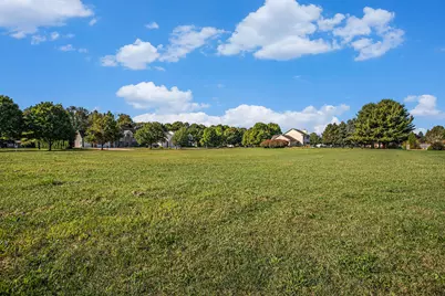 908 Maple Meadows Avenue, Vicksburg, MI 49097 - Photo 6