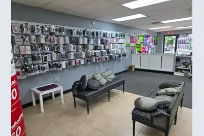 16541 W Warren Avenue, Detroit, MI 48228 - Photo 2