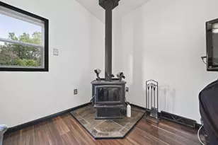 2718 Page Ave, Jackson, MI 49203 - Photo 4