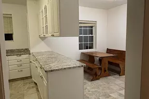 694 Colfax Ave, Benton Harbor, MI 49022 - Photo 14