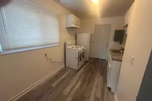 20872 Atlantic Ave, Warren, MI 48091 - Photo 8