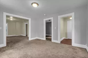 1610 16th St, Port Huron, MI 48060 - Photo 8