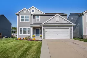 593 Trumpeter Bay Dr, Benton Harbor, MI 49022 - Photo 1