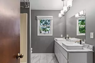 421 W Chadwick Dr, Muskegon, MI 49445 - Photo 32