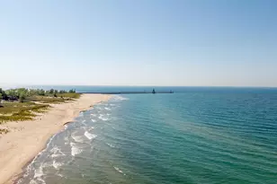 374 Ridgeway St, Saint Joseph, MI 49085 - Photo 144