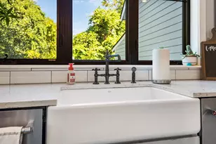 374 Ridgeway St, Saint Joseph, MI 49085 - Photo 38