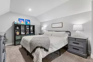 374 Ridgeway St, Saint Joseph, MI 49085 - Photo 118