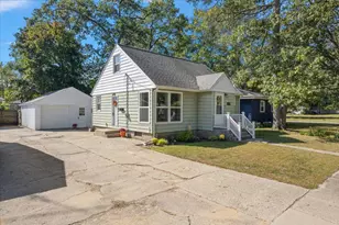 2525 Morton Ave, Muskegon, MI 49441 - Photo 58