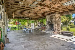 320 Division St, Freeport, MI 49325 - Photo 28