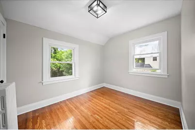 2630 Oakwood Avenue NE, Grand Rapids, MI 49505 - Photo 16