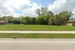 42401 Mound Rd, Sterling Heights, MI 48314 - Photo 1