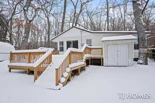 6048 Stewart Woods Dr, Delton, MI 49046 - Photo 24