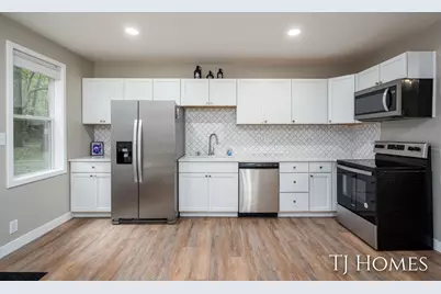 6048 Stewart Woods Drive, Delton, MI 49046 - Photo 4