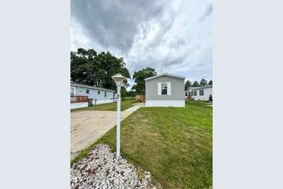 69205 Garver Lake Road #Lot 9, Edwardsburg, MI 49112 - Photo 18