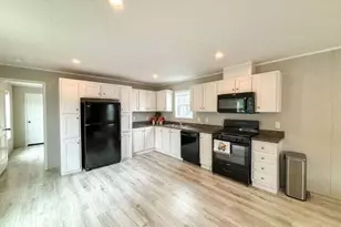 69205 Garver Lake Rd, Edwardsburg, MI 49112 - Photo 2