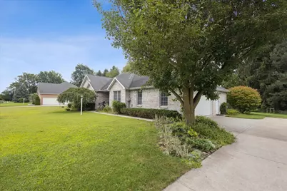 507 Middleton Court, Buchanan, MI 49107 - Photo 2