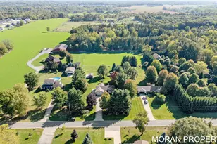 6320 Lincoln St, Allendale, MI 49401 - Photo 16